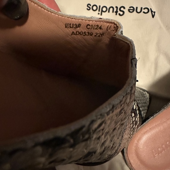 Acne Studios Snakeskin Pointed Mule Size 38 - Picture 8 of 9